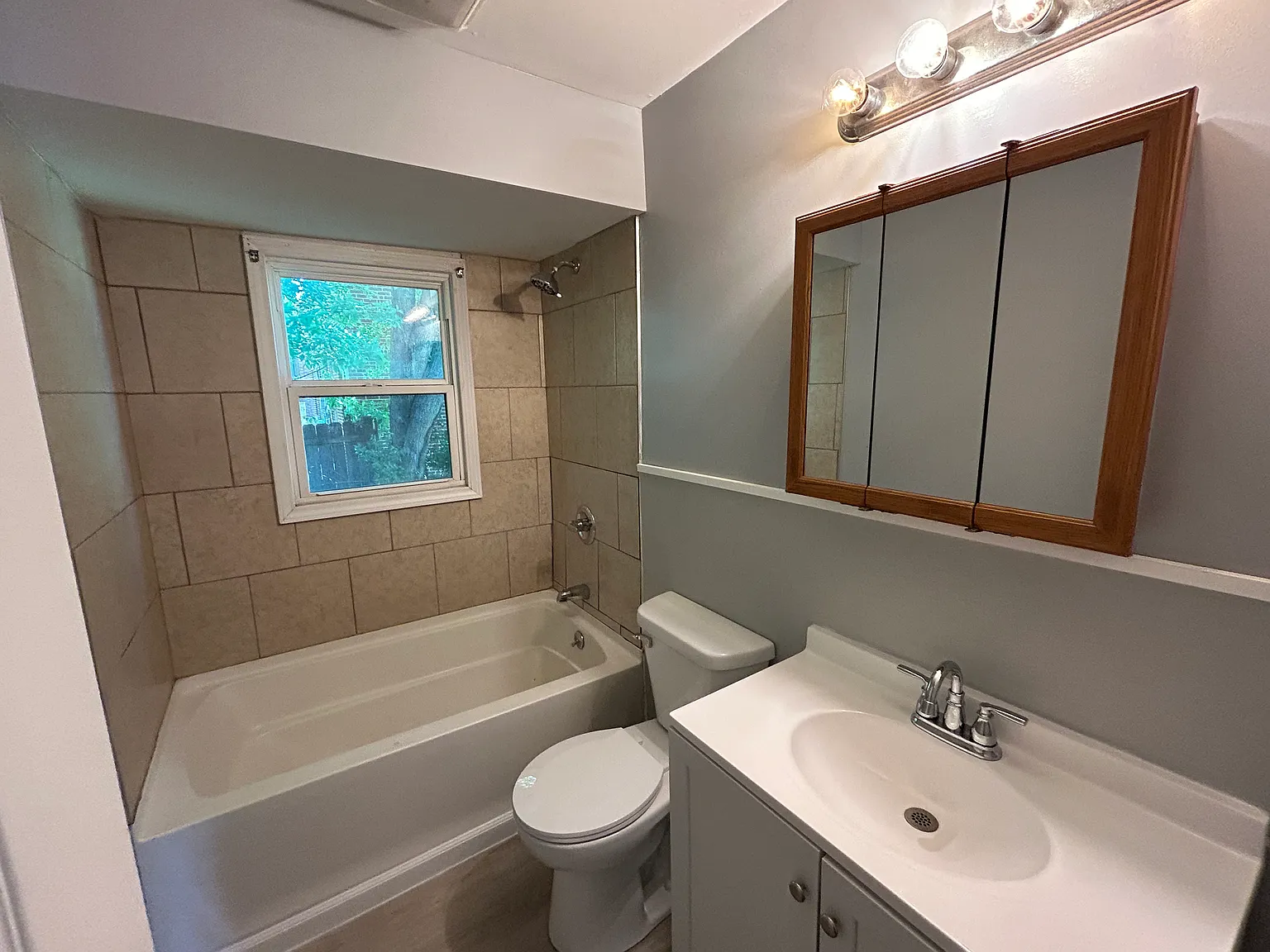 2 bed, $695 — Photo 2