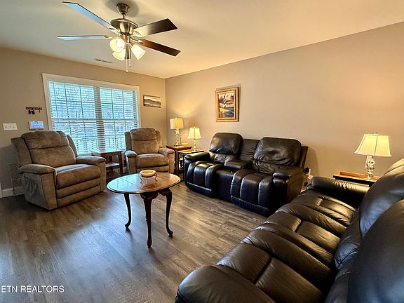 4th image of 314 Two View Rd