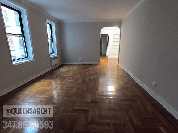 5th image of 40-35 Hampton St #H3