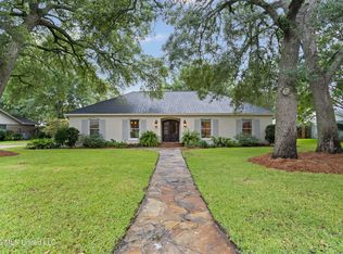 45 Greenbriar Dr, Gulfport, MS 39507