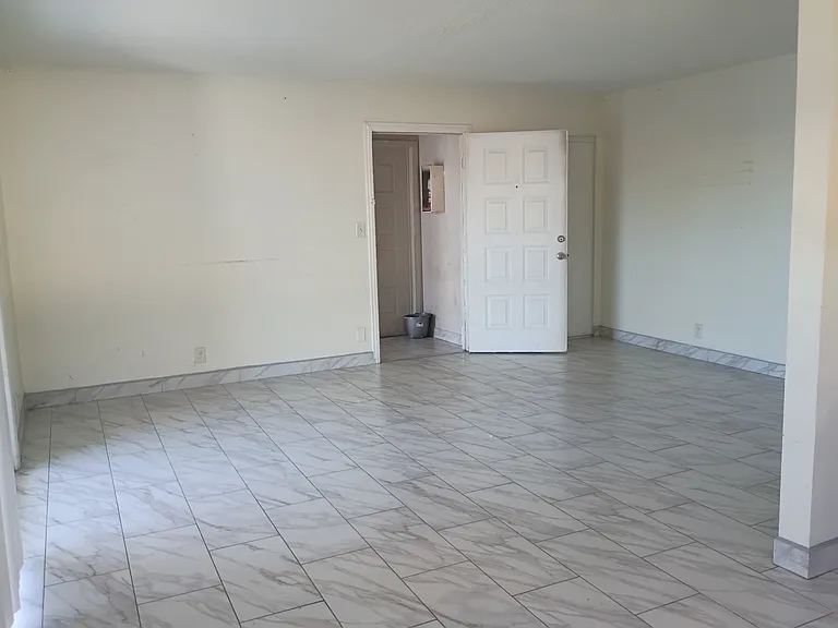 530 Kolson Cir #D — Photo 4