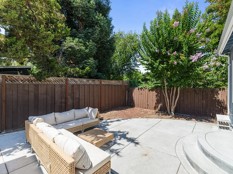 625 Minnesota Ave — Photo 44