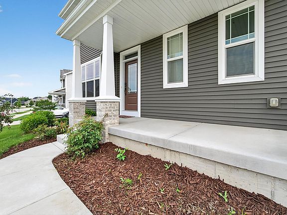 4th image of 9720 Winter Basil Dr
