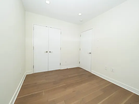 Rented by Compass | media 11