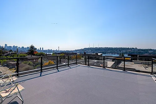 2403 Boylston Ave E #2 Photo 1