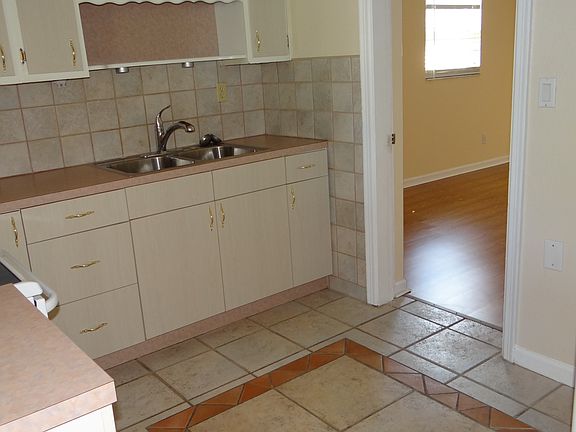 2nd image of 8454 3rd St N