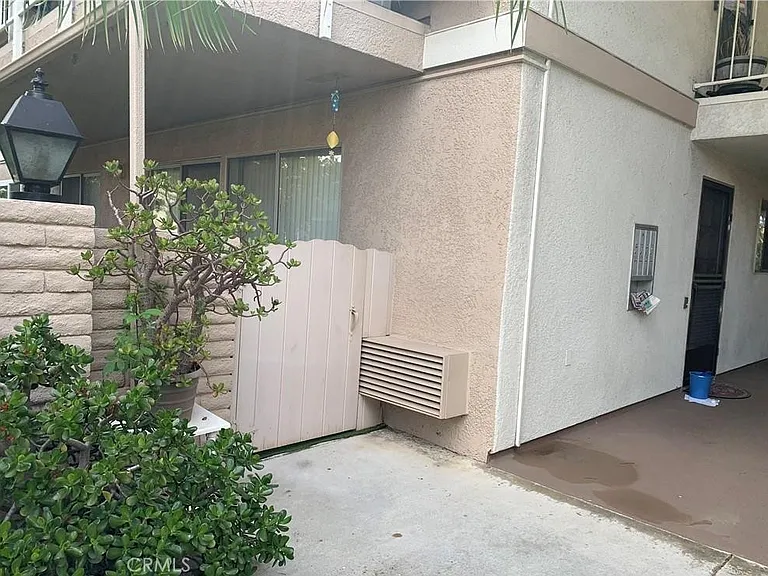 2153 Ronda Granada #D — Photo 1