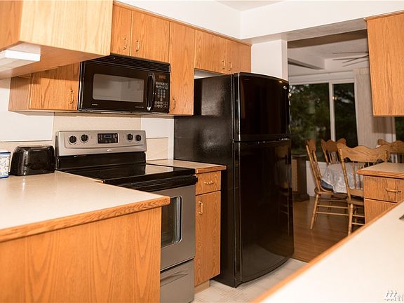 5th image of 115 Laurel Park Dr