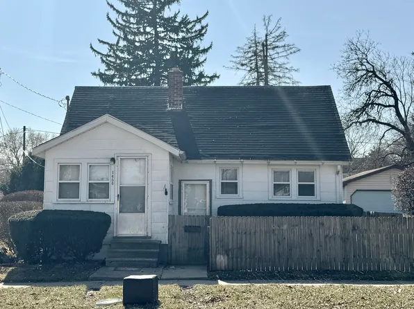 1450 Sycamore St, Niles, MI 49120