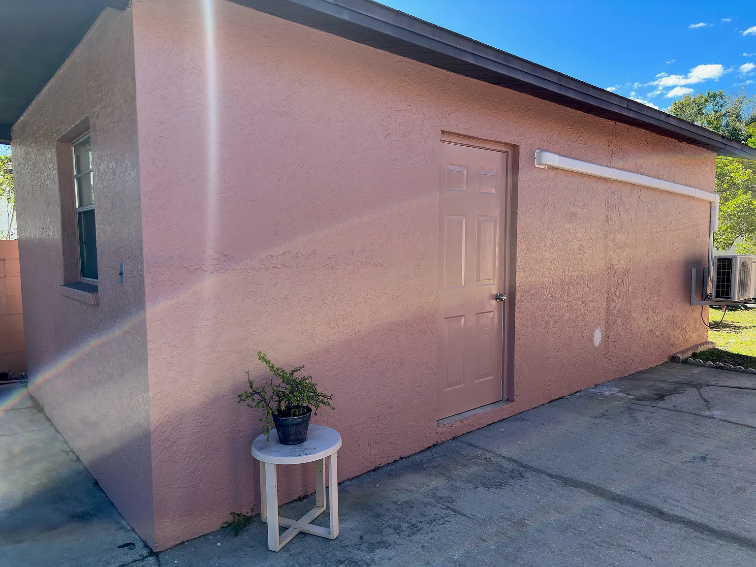 Studio, 500 sqft, $1,200 — Photo 1