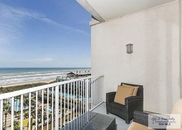 3 bed, 2.5 bath, 1748 sqft, $7,500 — Photo 4