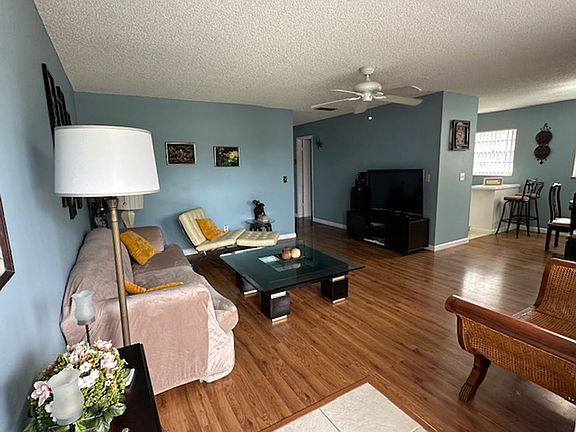 2nd image of 51 Woodland Dr APT 206