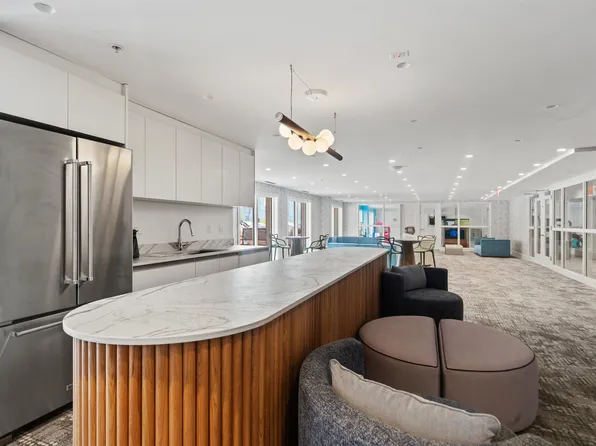 20 Avenue At Port Imperial image 32 of 45