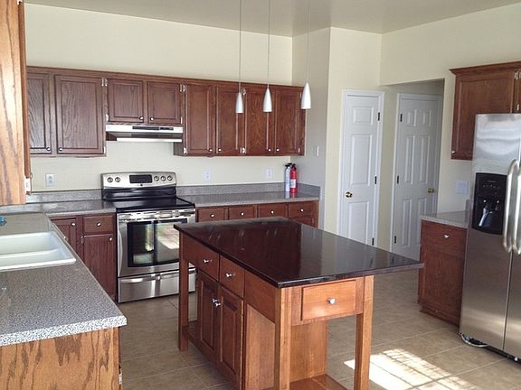 4th image of 1208 Archdale Ct