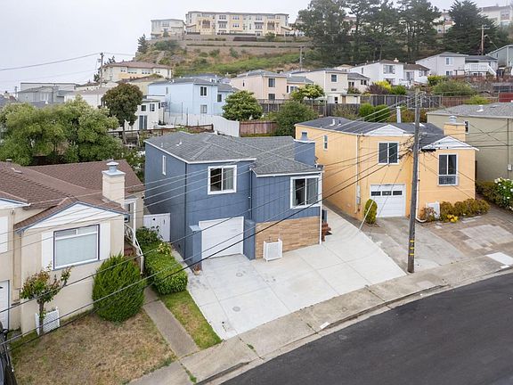 3rd image of 21 Muirwood Dr