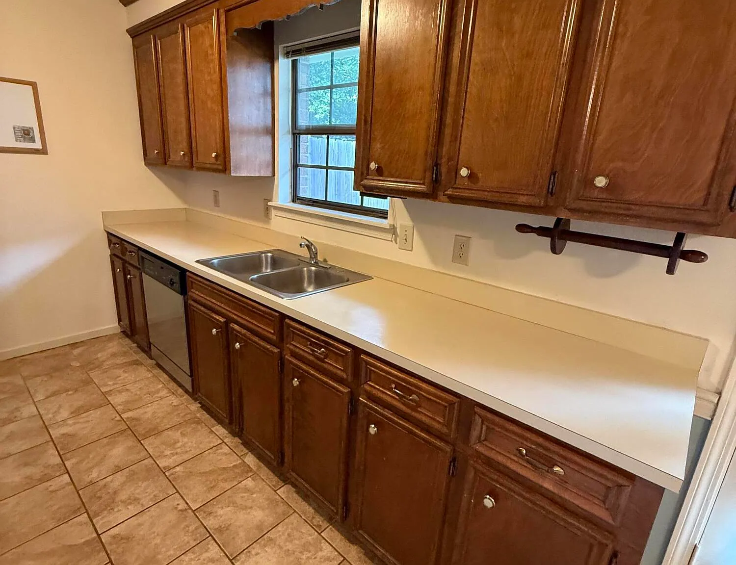 2 bed, 2.0 bath, 1080 sqft, $1,700 — Photo 3
