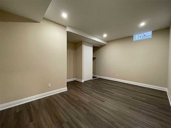 4th image of 111 Mitchell Pl