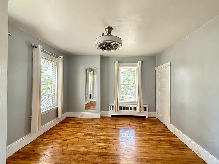 109 Nightingale Ave #1 — Photo 9