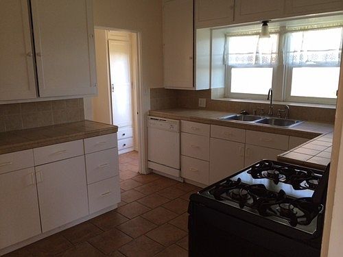 4th image of 2845 Kalmia Pl
