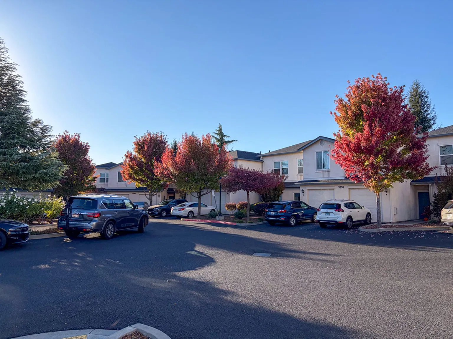 DeGarmo Terrace — Photo 1