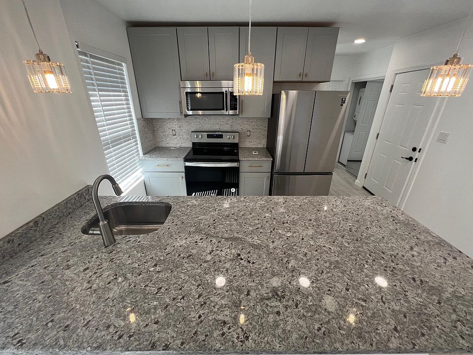 166 Wyoming St 2, Wilkes Barre, PA 18705 Zillow