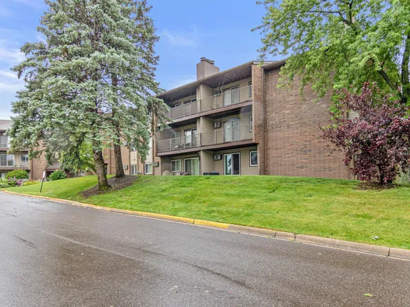 3440 Golfview Dr Unit 116, Eagan, MN 55123