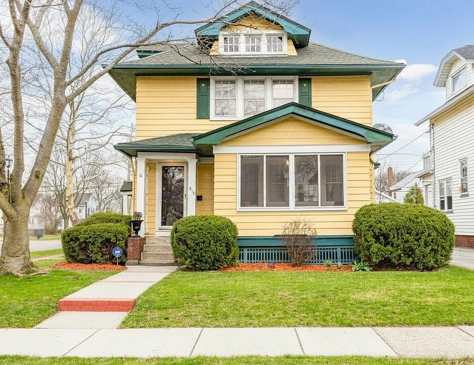 1st image of 214 Winbourne Rd