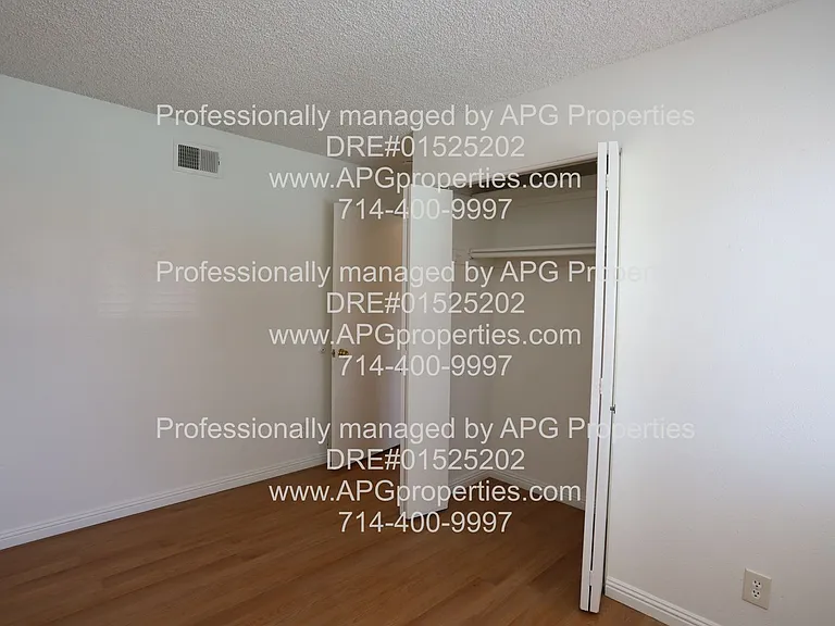 11959 Buckingham Cir — Photo 16
