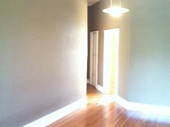 2929 N Charles St #2, Baltimore, MD 21218