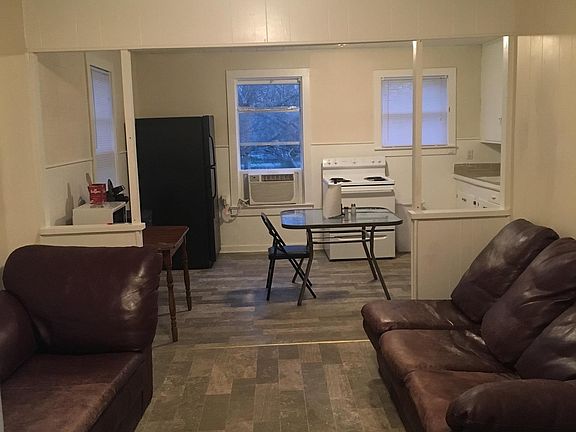2nd image of 414 Morton Ave #D