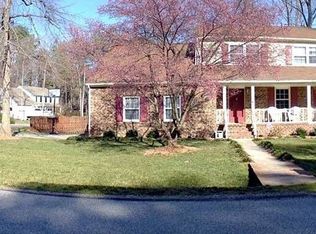 115 Larchwood Rd, Yorktown, VA 23692