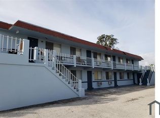 230 7th St #4, West Palm Beach, FL 33403