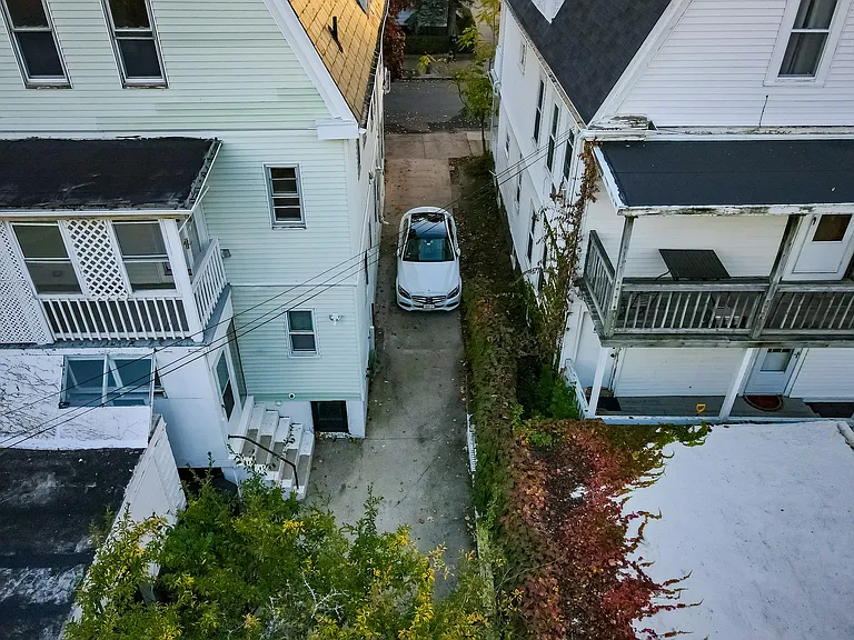 93 Pennsylvania Ave #1 — Photo 18