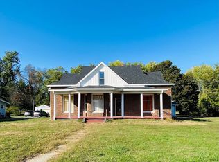 304 W Pike Ave, Petersburg, IN 47567