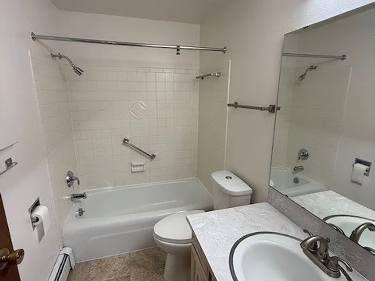 1709 Jefferson St — Photo 24