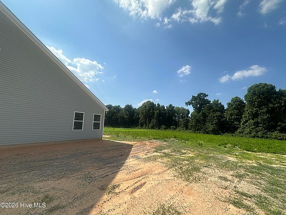 5th image of 147 Margot Manor Drive