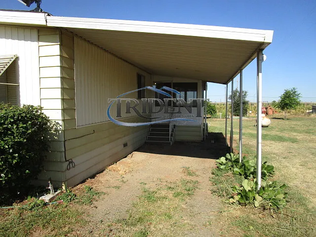 2 bed, $1,400 — Photo 3