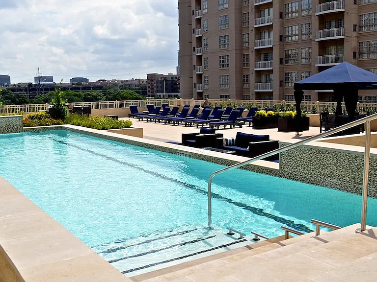 3225 Turtle Creek Blvd #814 — Photo 20