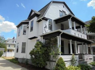 37 Dresden St, Springfield, MA 01109