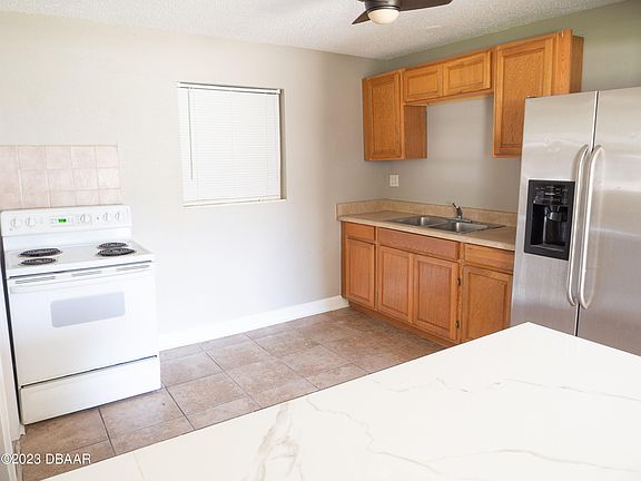 5th image of 1224 Linda Ln