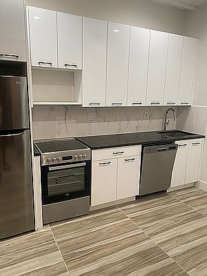 2nd image of 250 Howard Ave #201