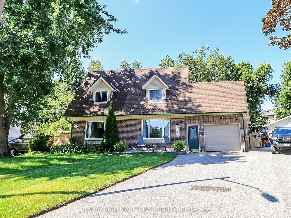 1st image of 32 Wilde Pl