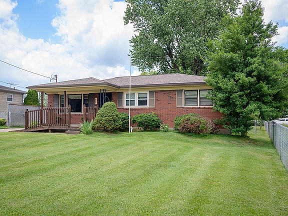 2nd image of 407 Beau Brummell Ct