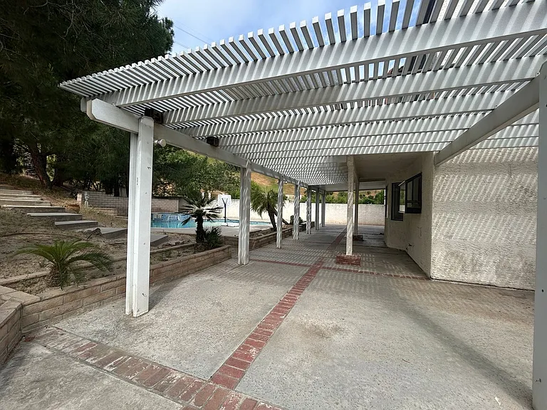 3068 Prado Ln — Photo 32