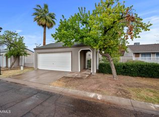 7027 S 41st St, Phoenix, AZ 85042
