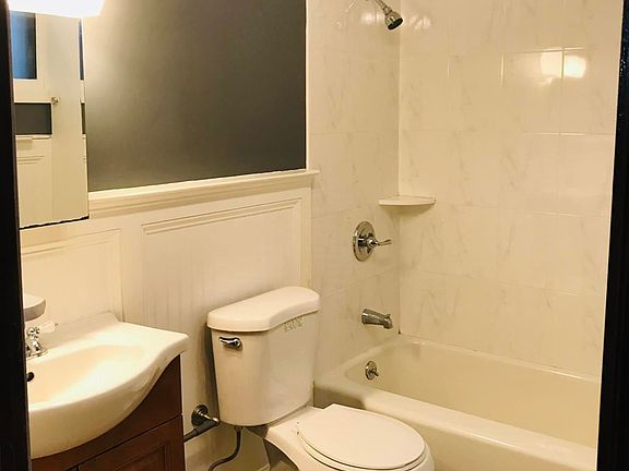 4th image of 32 Concord St #2