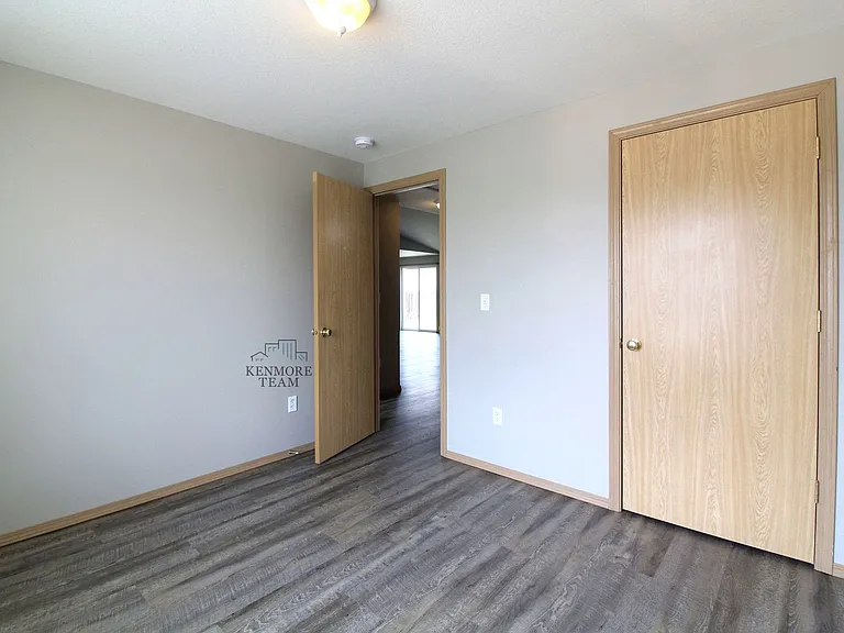 8411 Stutz Dr — Photo 8