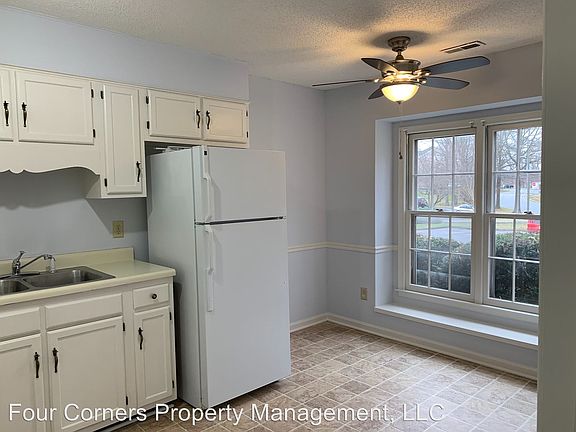 4th image of 4346 Edith Ln APT E