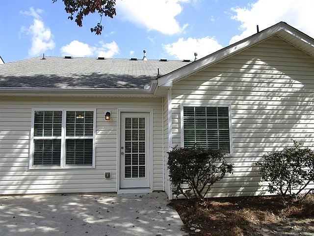 113 Village Dr — Photo 15