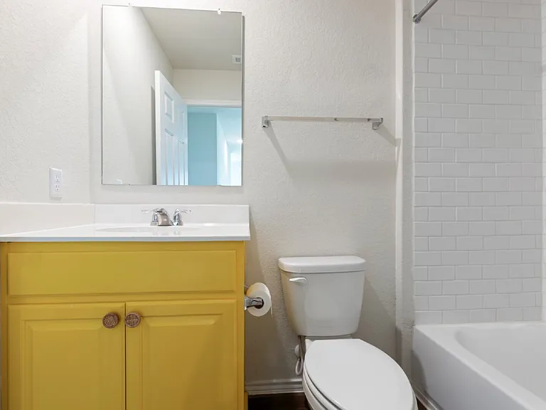 6110 Willow Point Blvd — Photo 22